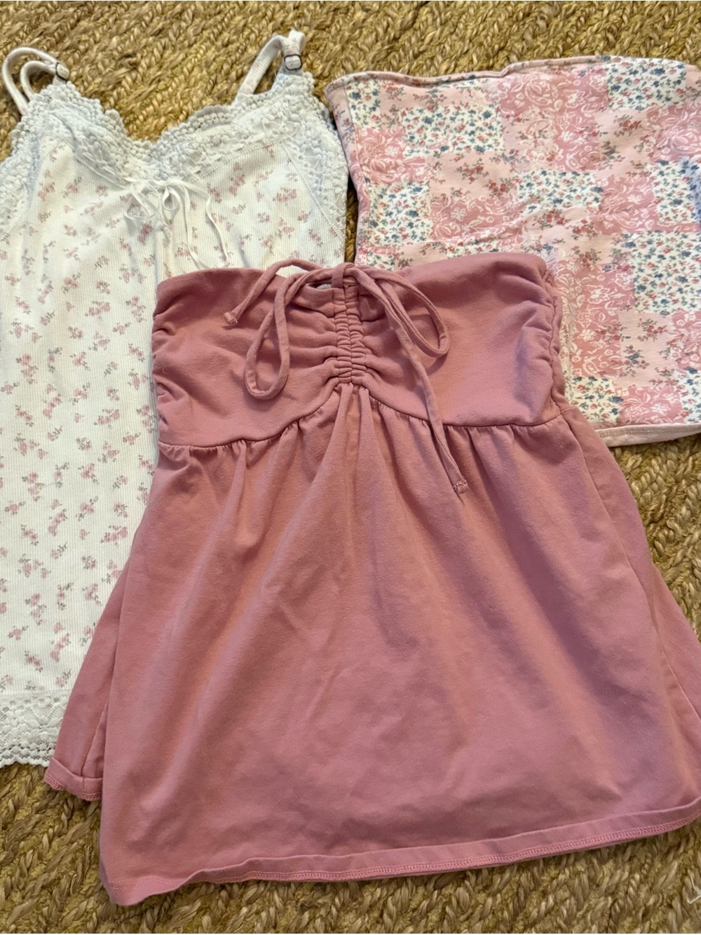 Hollister Girls Teen Lot of 3 Tops Size XS